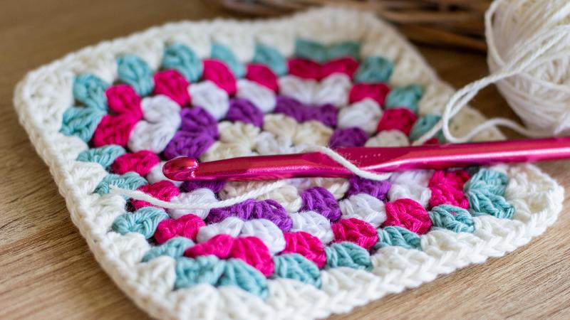 Crochet Recording: Learn to crochet (4-parts)